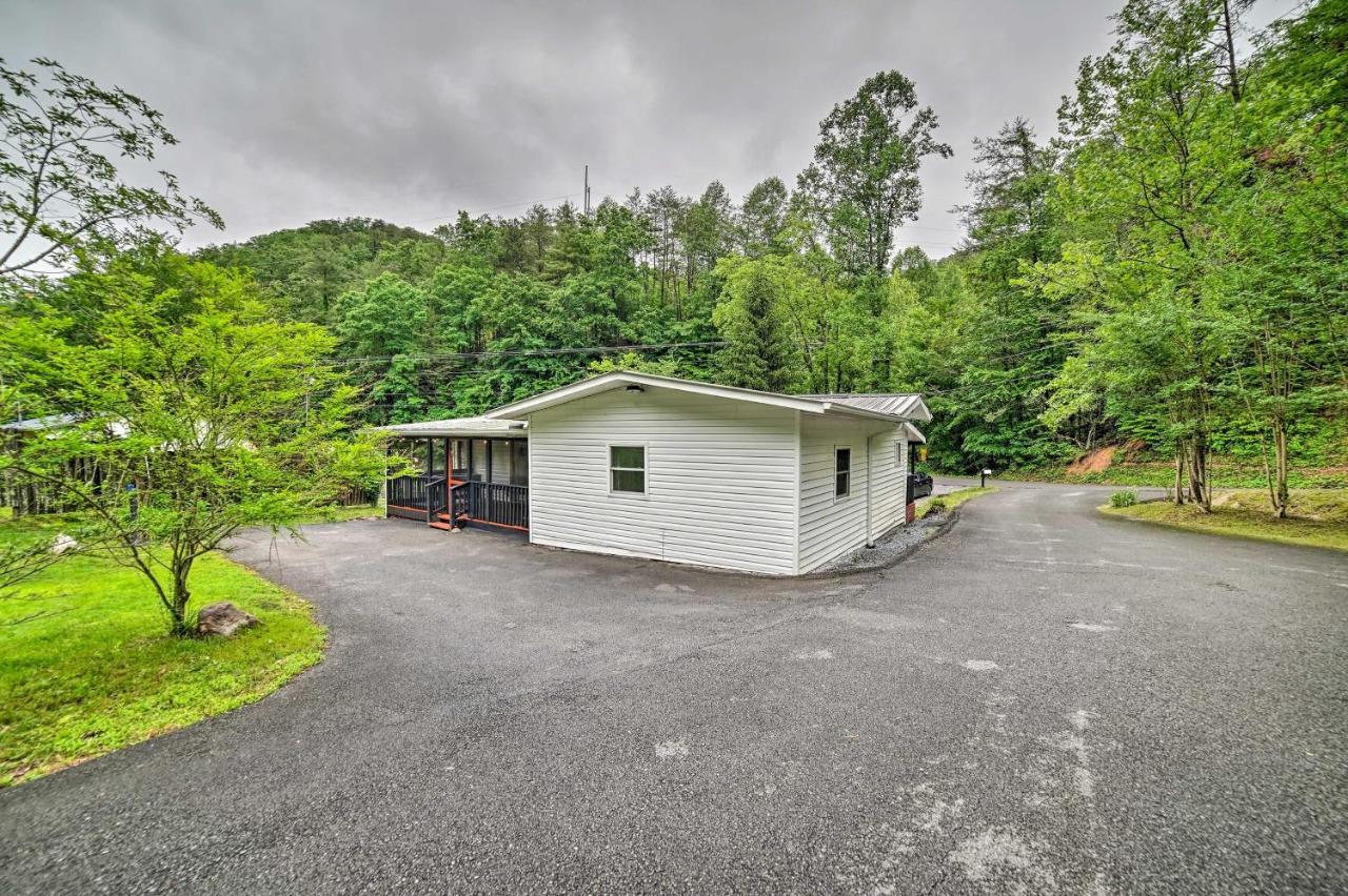 Creekside Ranch With Porch About 2 Mi To Pkwy Villa Pigeon Forge Exterior photo